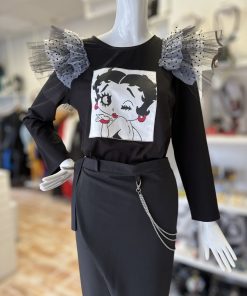 Alternative view of T-shirt TIL