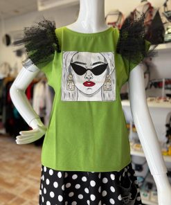 Alternative view of T-shirt TIL