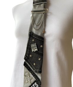 Alternative view of Tie MAMMAMIA