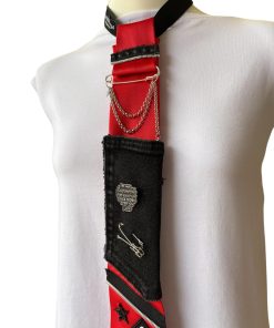 Alternative view of Tie MAMMAMIA